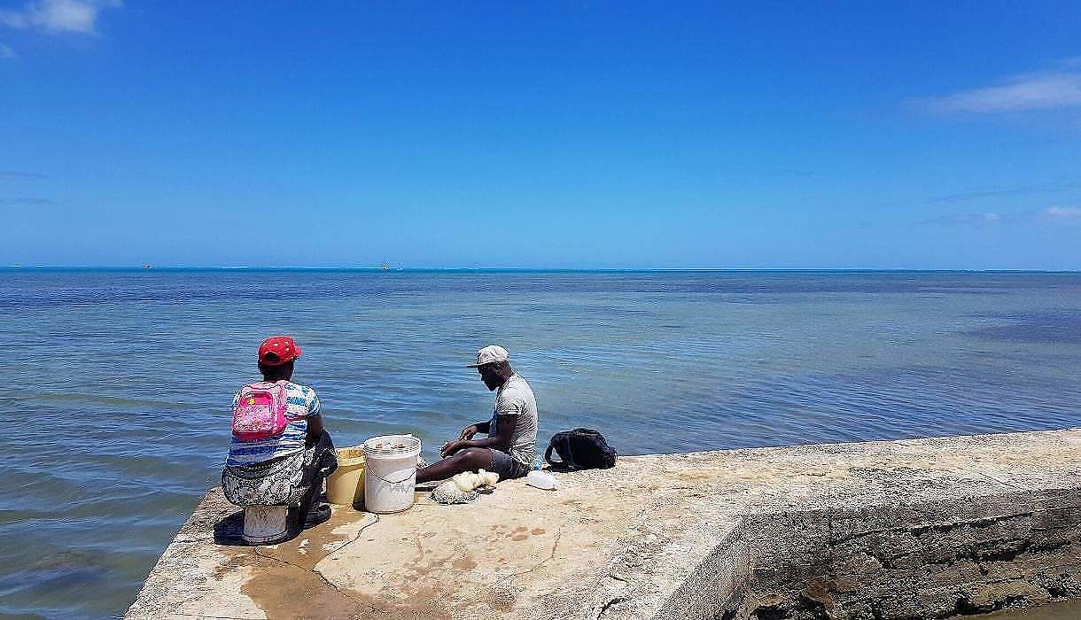 pêcheur 2 Salines de Riviere-Noire, Ile Maurice